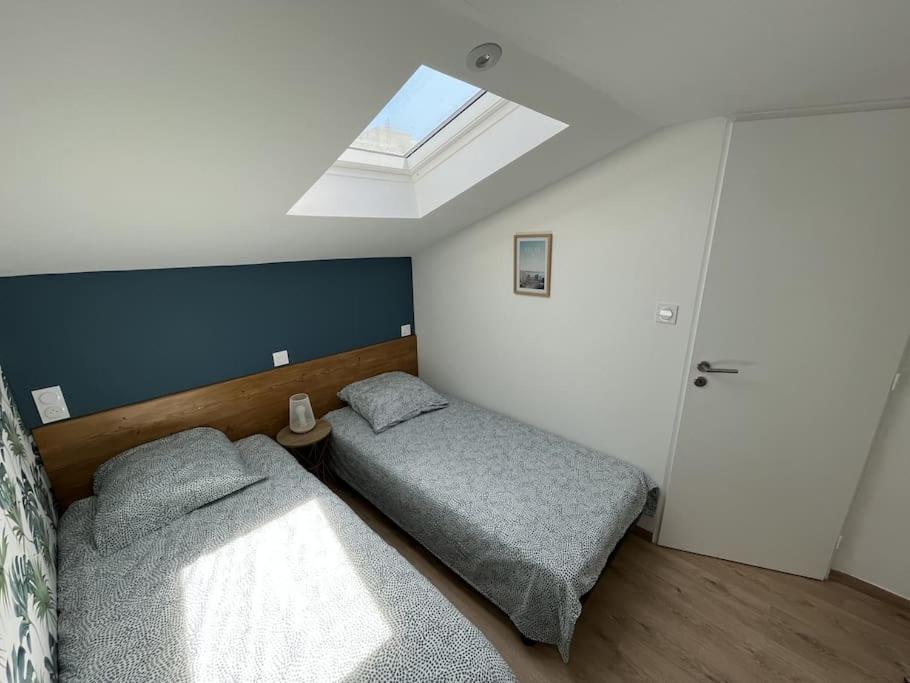 Duplex Centre Ville - 50M De La Plage - Clim - Garage - Netflix Le Grau-du-Roi Kültér fotó
