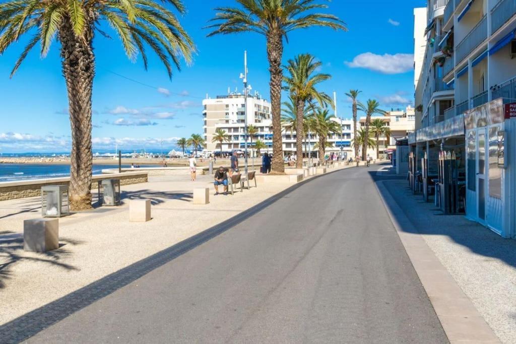 Duplex Centre Ville - 50M De La Plage - Clim - Garage - Netflix Le Grau-du-Roi Kültér fotó