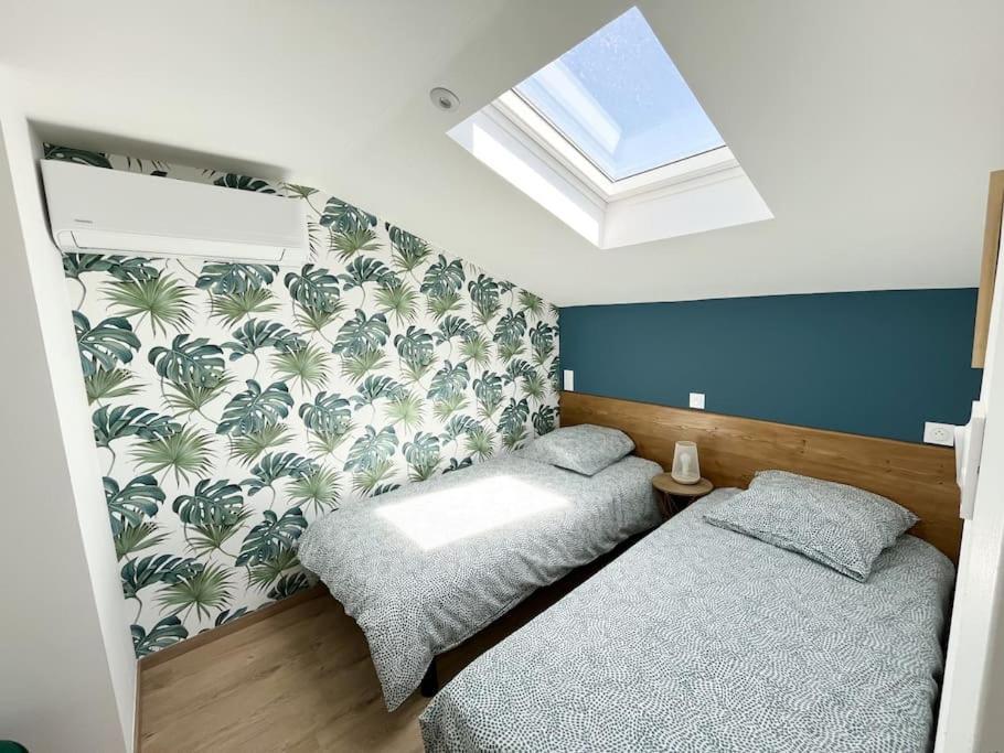 Duplex Centre Ville - 50M De La Plage - Clim - Garage - Netflix Le Grau-du-Roi Kültér fotó