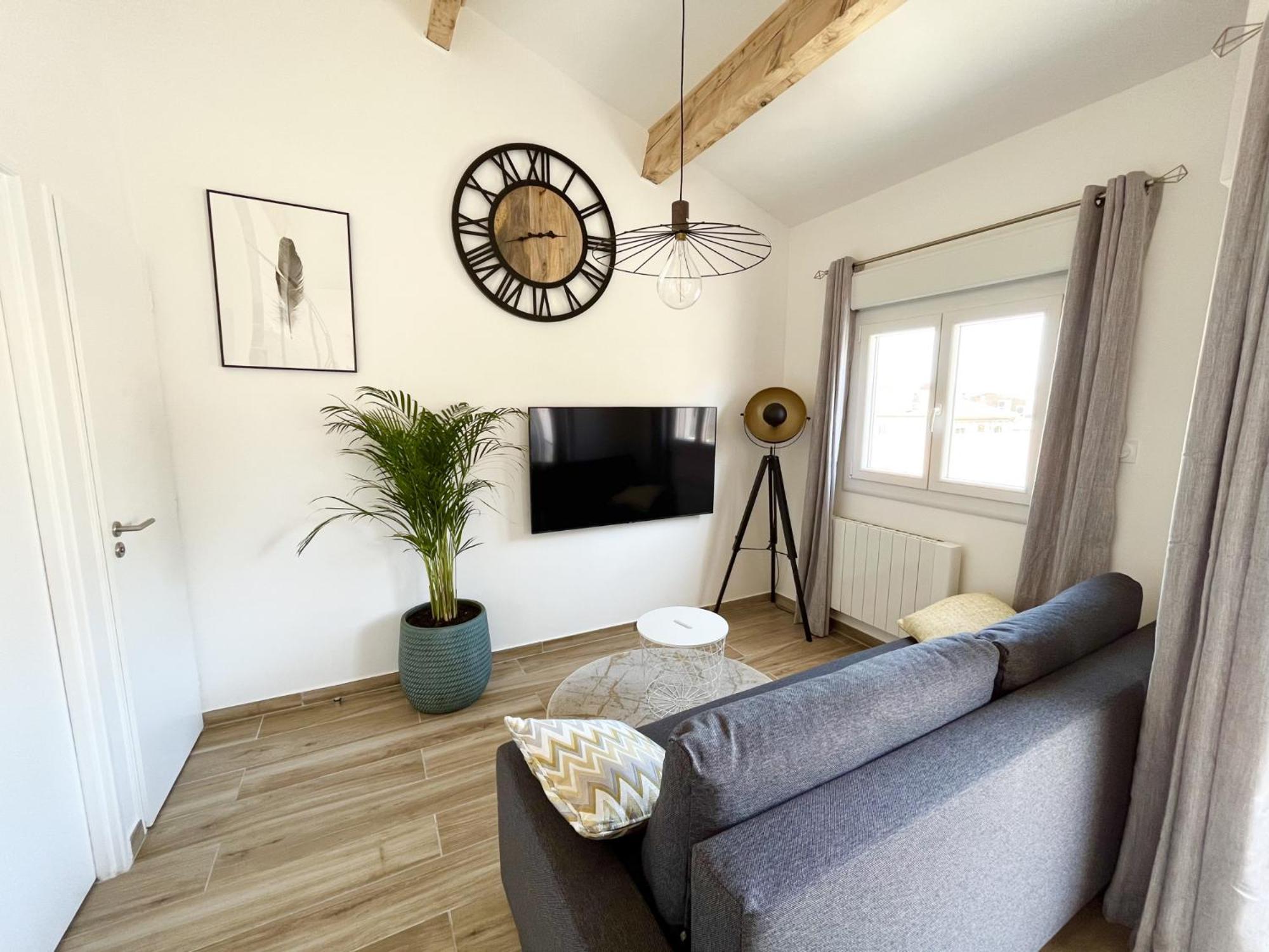 Duplex Centre Ville - 50M De La Plage - Clim - Garage - Netflix Le Grau-du-Roi Szoba fotó